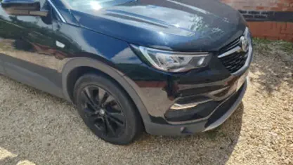 Used Vauxhall Grandland X SRi 131 HP (96 kW) 2021 Black SUV