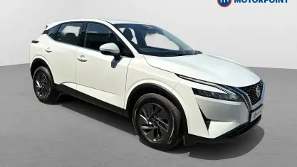 Used Nissan Qashqai Acenta Premium 158 HP (116 kW) 2022 White SUV