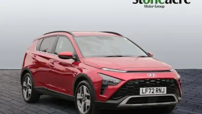 Used Hyundai Bayon Premium 120 HP (88 kW) 2022 Red SUV