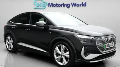 Begagnad Audi Q4 Sportback e-tron S-Line 150 kW (204 HK) 2023 Svart SUV
