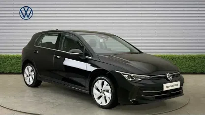 Used VW Golf VIII Style 204 HP (150 kW) 2025 Black Hatchback