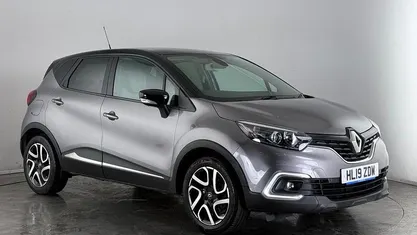 Grey/black Used 2019 Renault Captur Iconic SUV | £8,700 (Fair price)