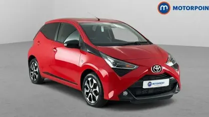 Used Toyota Aygo Trend 72 HP (52 kW) 2021 Red Hatchback