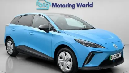 Used MG MG4 EV Trophy 150 kW (204 HP) 2023 Blue Hatchback