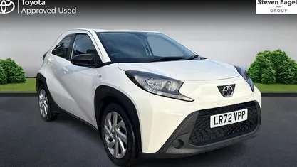 Used Toyota Aygo X PURE 72 HP (52 kW) 2025 SUV