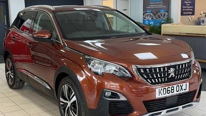 Begagnad Peugeot 3008 Allure 131 HK (96 kW) 2020 SUV