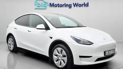 Used Tesla Model Y Standard Range 219 kW (299 HP) 2023 White SUV