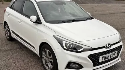 Used 2020 Hyundai i20 Premium Hatchback | £10,199 (Fair price)