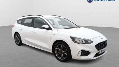 Używany Ford Focus ST-Line 120 KM (88 kW) 2020 Biały Kombi