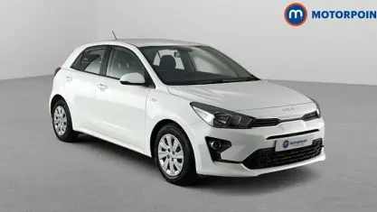 Used Kia Rio 84 HP (61 kW) 2022 White Hatchback