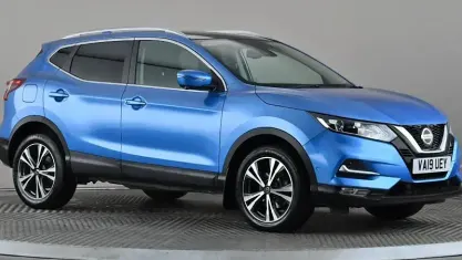 Used Nissan Qashqai N-Connecta 140 HP (102 kW) 2019 Blue SUV