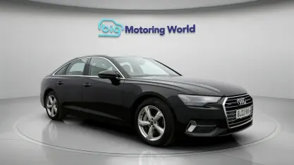 Usado Audi A6 Sport 299 HP (219 kW) 2022 Preto Sedan