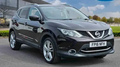 Used Nissan Qashqai Tekna 116 HP (85 kW) 2016 Black SUV