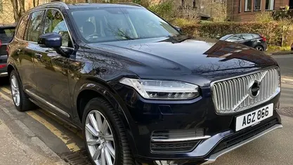 Used Volvo XC90 Inscription 235 HP (172 kW) 2019 Blue SUV