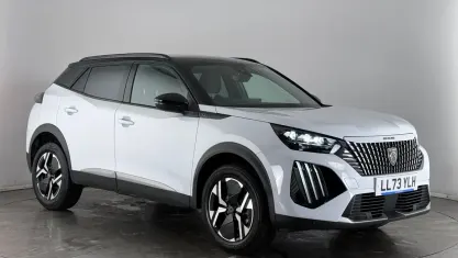Usado Peugeot 2008 GTi 131 HP (96 kW) 2023 Branco SUV