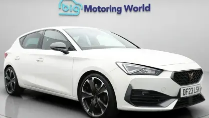 Used Cupra Leon VZ2 310 HP (228 kW) 2023 White Hatchback