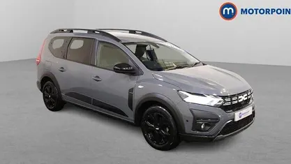 Grey Used 2023 Dacia Jogger Extreme MPV | £14,999 (Fair price)