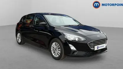 Begagnad Ford Focus Titanium 125 HK (91 kW) 2019 Halvkombi