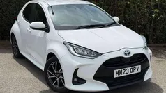 White Used 2023 Toyota Yaris Hybrid Design Hatchback | £18,699 (Fair price)