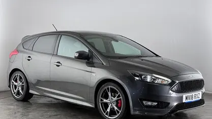 Grey Used 2017 Ford Focus ST-Line X Hatchback | £8,450 (Fair price)