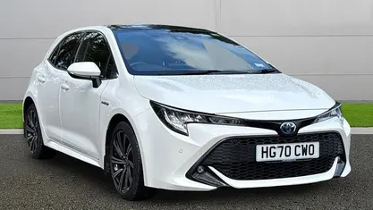 Used Toyota Corolla Design 122 HP (89 kW) 2022 Hatchback