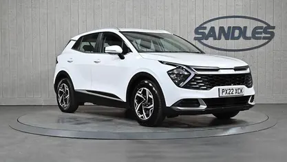 White Used 2022 Kia Sportage SUV | £16,999 (Fair price)