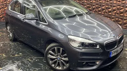 Begagnad BMW 225 Luxury Line 224 HK (164 kW) 2017 Kombi