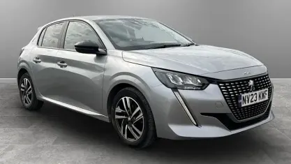 Used Peugeot 208 Active+ 102 HP (75 kW) 2023 Grey Hatchback