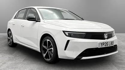 Used Vauxhall Astra 131 HP (96 kW) 2025 Hatchback