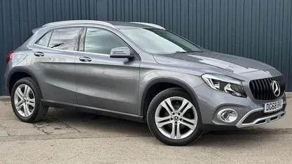 Usado Mercedes GLA220 Executive 177 HP (130 kW) 2018 Cinzento SUV
