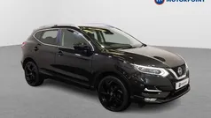 Black Used 2018 Nissan Qashqai Tekna SUV | £14,099 (Fair price)