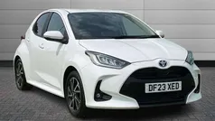 White Used 2023 Toyota Yaris Hybrid Design Hatchback | £17,595 (Fair price)