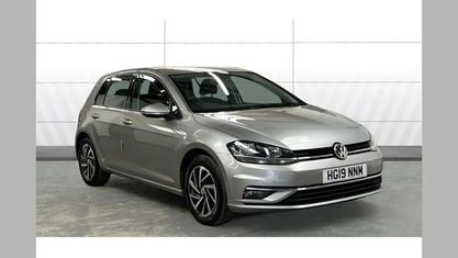 Second-hand VW Golf VII Match 150 CP (110 kW) 2019 Argintiu Hatchback