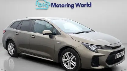 Used 2022 Suzuki Swace SZ-T Estate | £15,525 (Fair price)