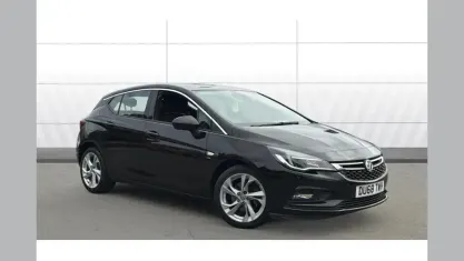 Used Vauxhall Astra SRi 200 HP (147 kW) 2018 Black Hatchback