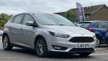 Used Ford Focus Zetec 120 HP (88 kW) 2015 Silver Hatchback