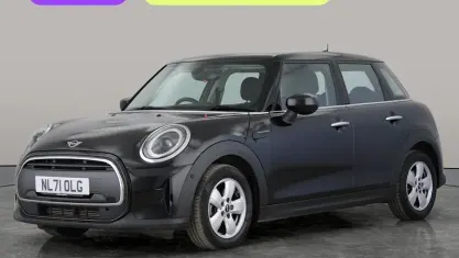 Second-hand Mini Cooper Classic 136 CP (100 kW) 2022 Negru Hatchback