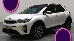 White Used 2020 Kia Stonic 4 SUV | £12,230 (Fair price)