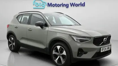 Used Volvo XC40 Plus 163 HP (119 kW) 2024 Green SUV