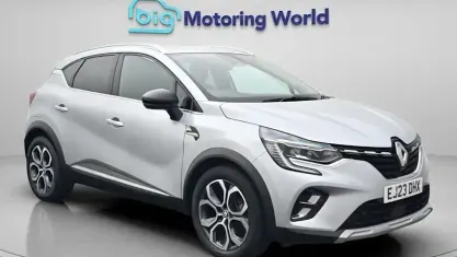 Used Renault Captur Techno 145 HP (106 kW) 2023 Grey SUV