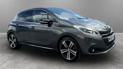 Used Peugeot 208 GT-line 109 HP (80 kW) 2019 Hatchback