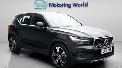 Used Volvo XC40 Inscription 197 HP (144 kW) 2021 Black SUV