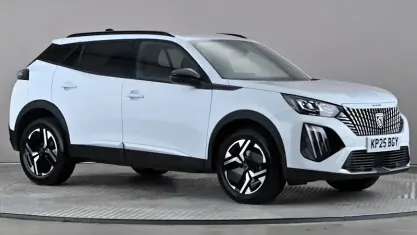 Used Peugeot 2008 Allure 131 HP (96 kW) 2025 White SUV