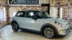 Used 2021 Mini Cooper Level 1 Hatchback | £10,295 (Fair price)