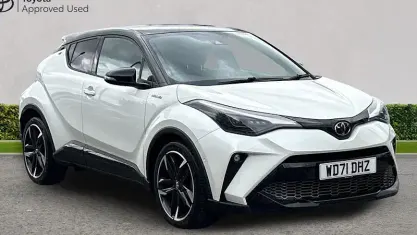 Used Toyota C-HR Sport 122 HP (89 kW) 2022 White pearl bitone SUV