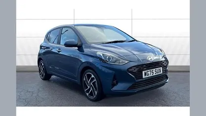 Used Hyundai i10 Premium 79 HP (58 kW) 2025 Hatchback