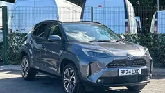 Used 2024 Toyota Yaris Hybrid Estate | £23,919 (Fair price)