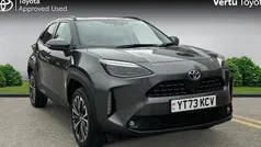 Used 2025 Toyota Yaris Hybrid Estate | £24,478 (Fair price)