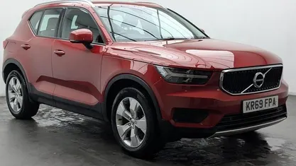 Used 2021 Volvo XC40 Momentum SUV | £15,150 (Good price)