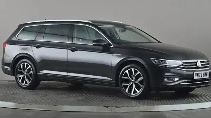 Used VW Passat SEL 150 HP (110 kW) 2022 Grey Estate